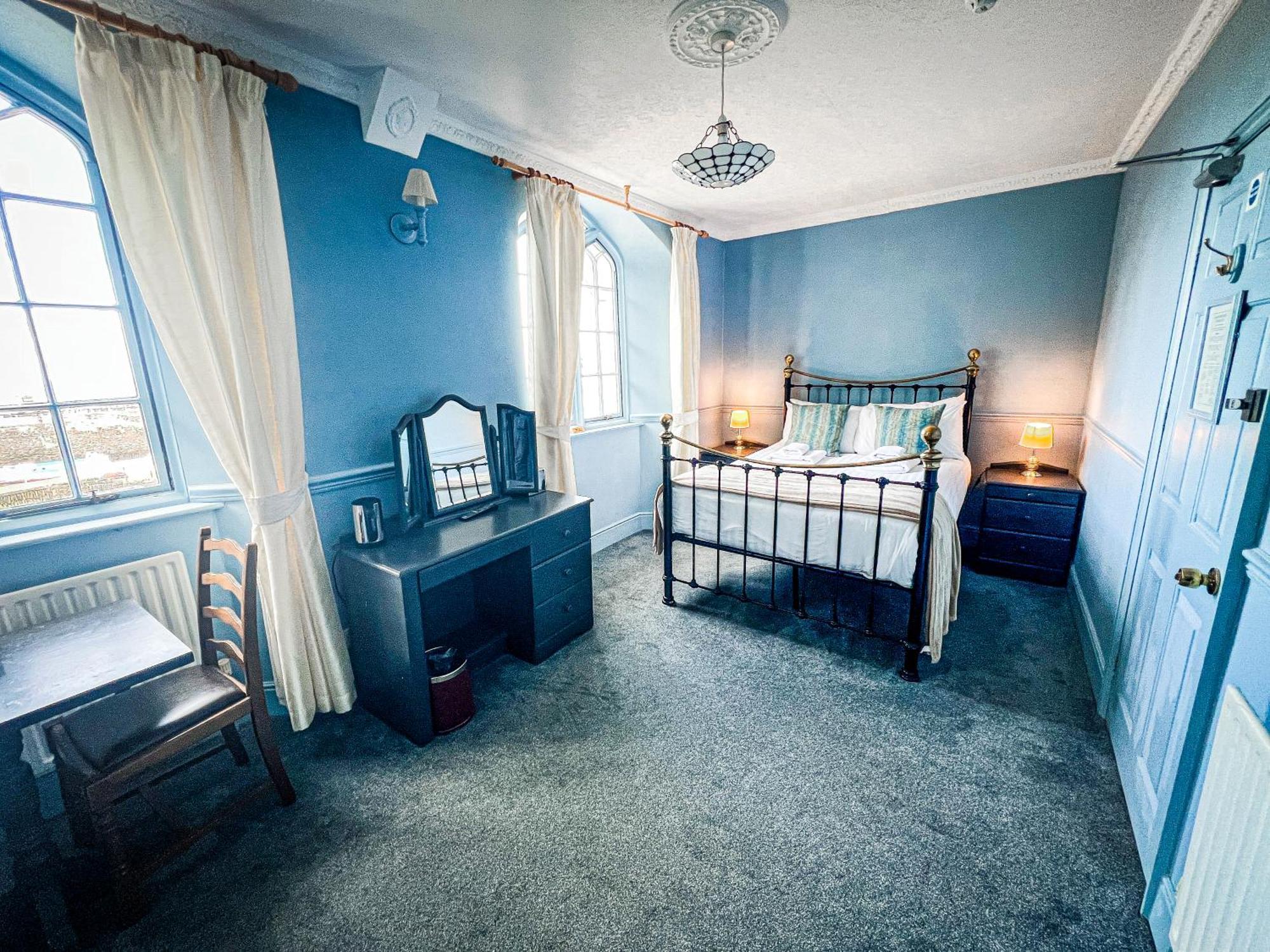 Rock House Hotel リントン エクステリア 写真