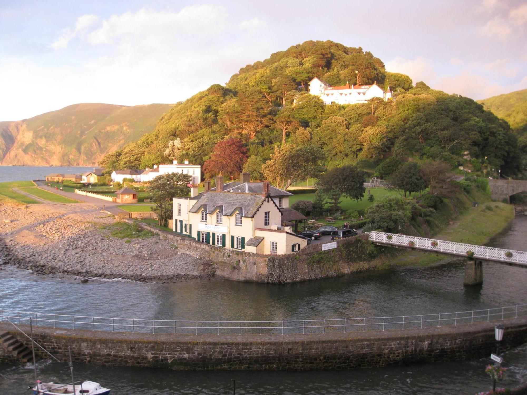 Rock House Hotel リントン エクステリア 写真